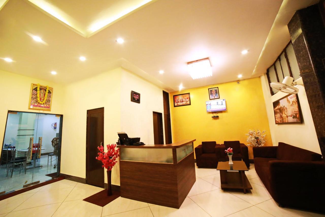 Oyo 16708 Sada Shiv Guest House Varanasi Eksteriør billede