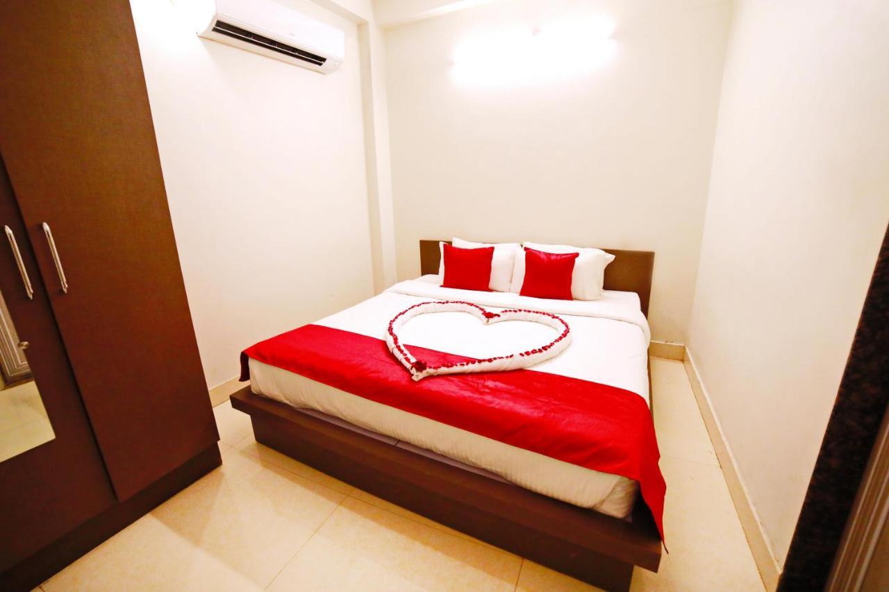Oyo 16708 Sada Shiv Guest House Varanasi Eksteriør billede