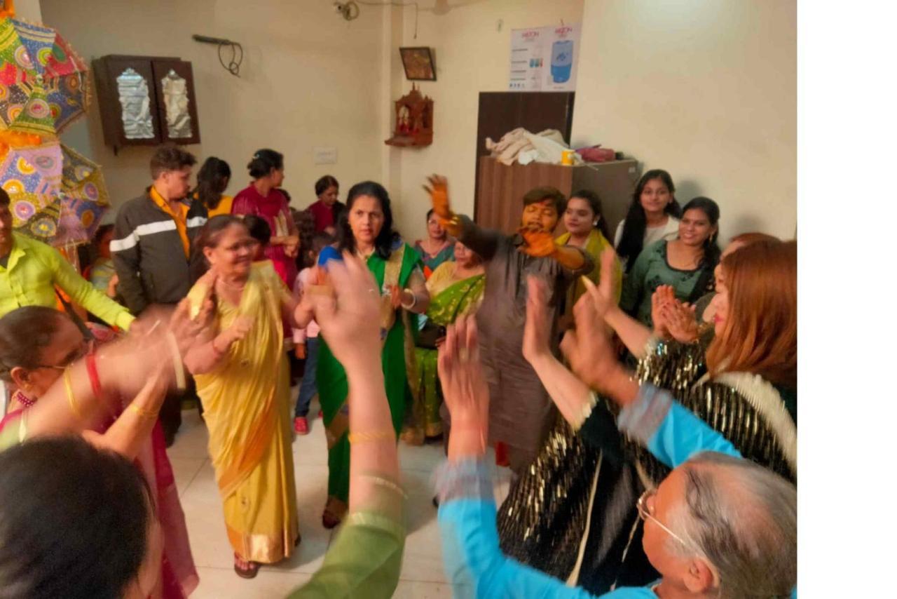 Oyo 16708 Sada Shiv Guest House Varanasi Eksteriør billede