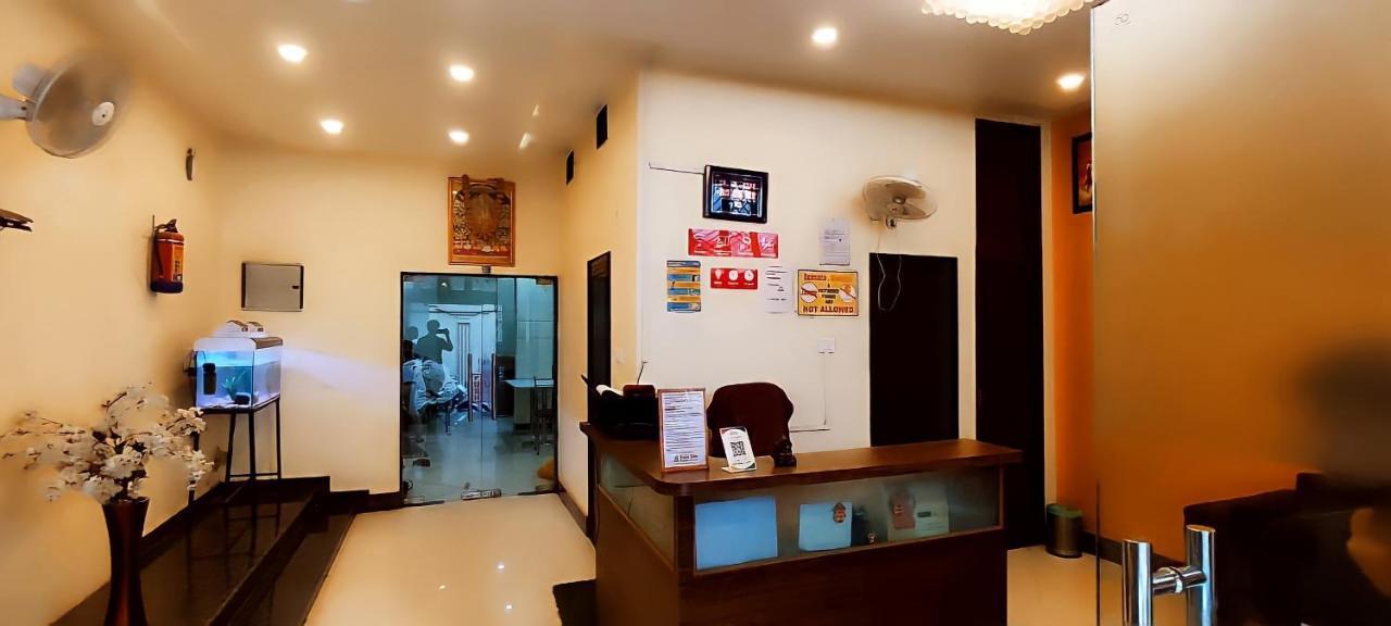Oyo 16708 Sada Shiv Guest House Varanasi Eksteriør billede