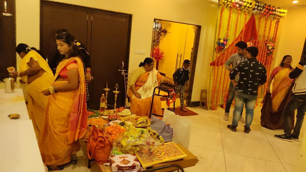 Oyo 16708 Sada Shiv Guest House Varanasi Eksteriør billede