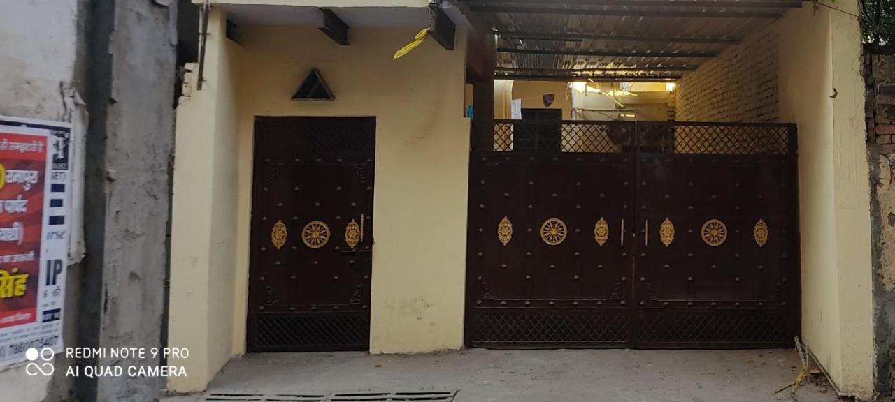 Oyo 16708 Sada Shiv Guest House Varanasi Eksteriør billede