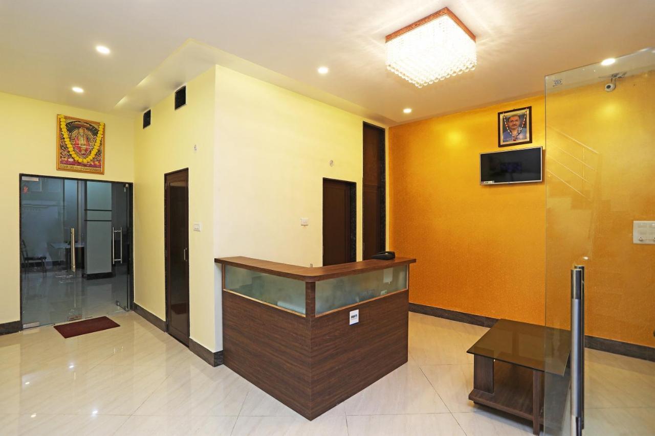 Oyo 16708 Sada Shiv Guest House Varanasi Eksteriør billede