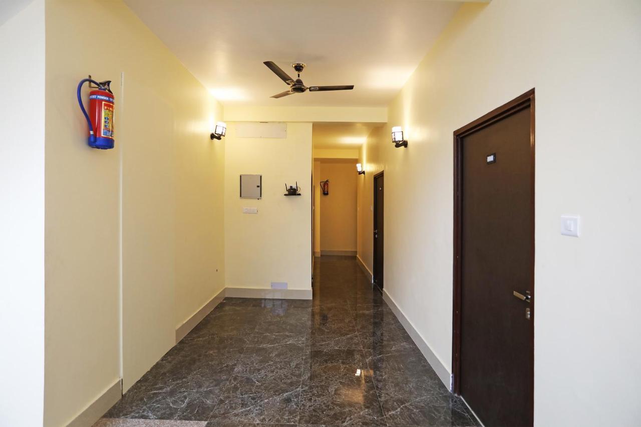 Oyo 16708 Sada Shiv Guest House Varanasi Eksteriør billede