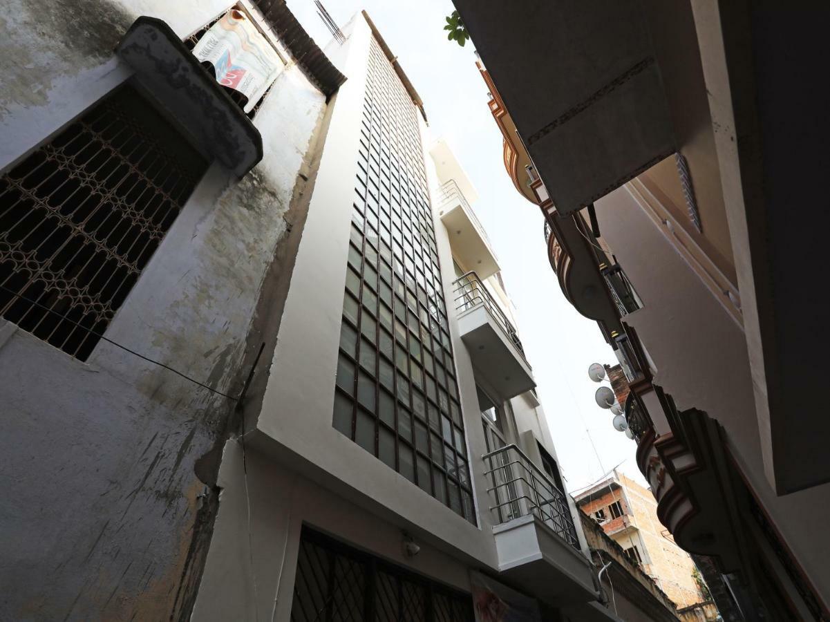 Oyo 16708 Sada Shiv Guest House Varanasi Eksteriør billede